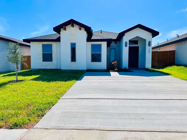 123 Faith Dr, Laredo, TX 78043