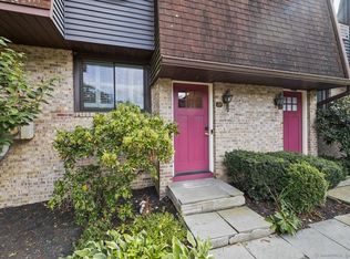 146 Cold Spring Rd APT 14, Stamford, CT 06905