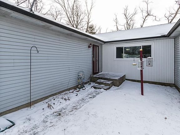 2nd image of 3203 Vincz Dr