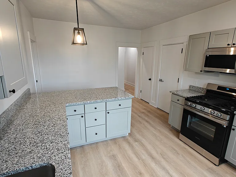 60 N Harrison Ave #2 — Photo 6