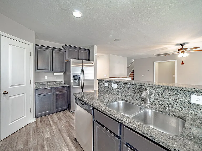 1586 Ruger Dr — Photo 28
