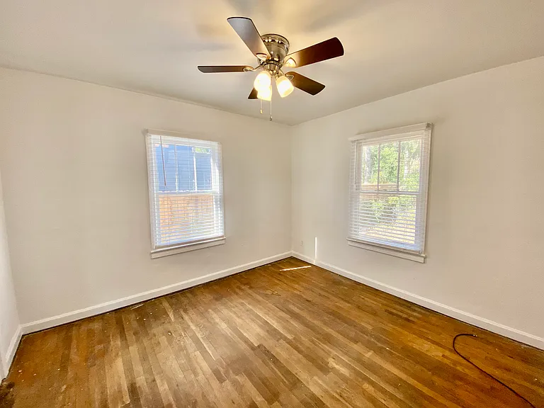1600 W Romana St — Photo 14