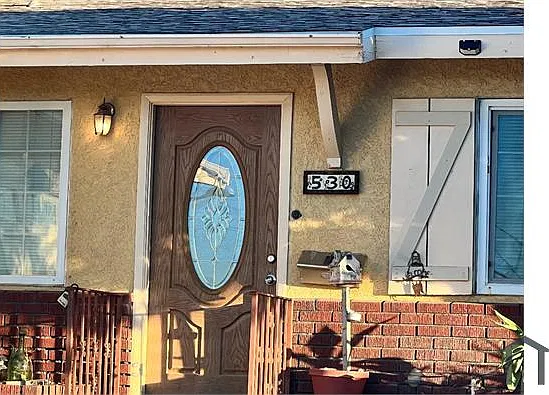 3 bed, 1542 sqft, $2,338 — Photo 1
