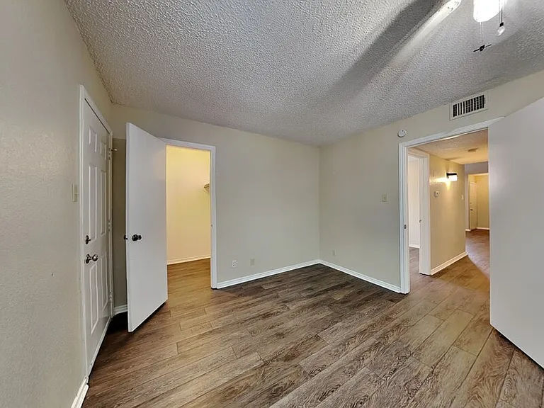 836 White Rock St — Photo 6