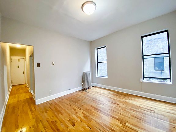5th image of 359 Saint Johns Pl #3C