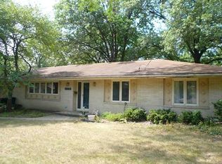 2738 Lynner Dr, Des Moines, IA 50310