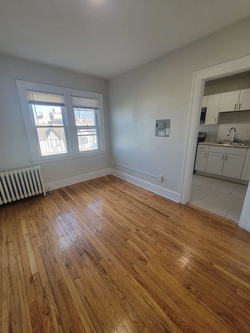 308 Main st — Photo 3