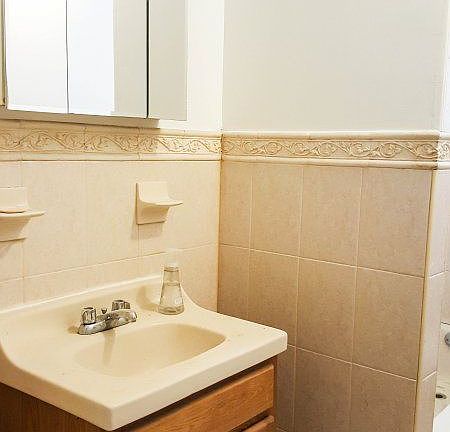 4th image of 137 W 141st St APT 24