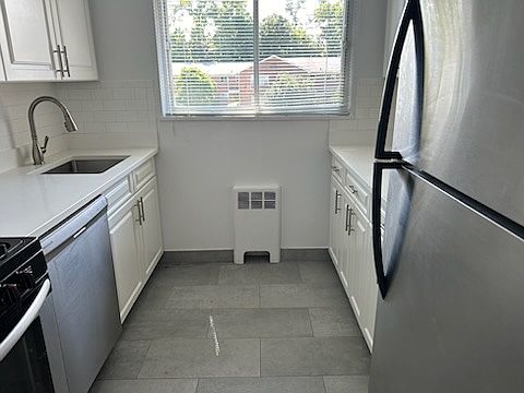 3rd image of 32 N Cottenet St #K4