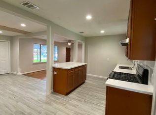 2406 Rosemead Dr, Pasadena, TX 77506