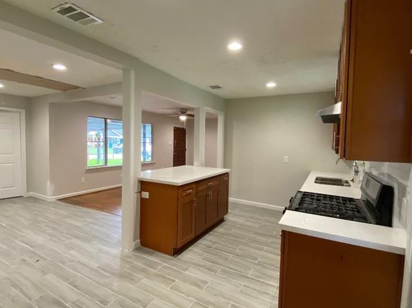 2406 Rosemead Dr