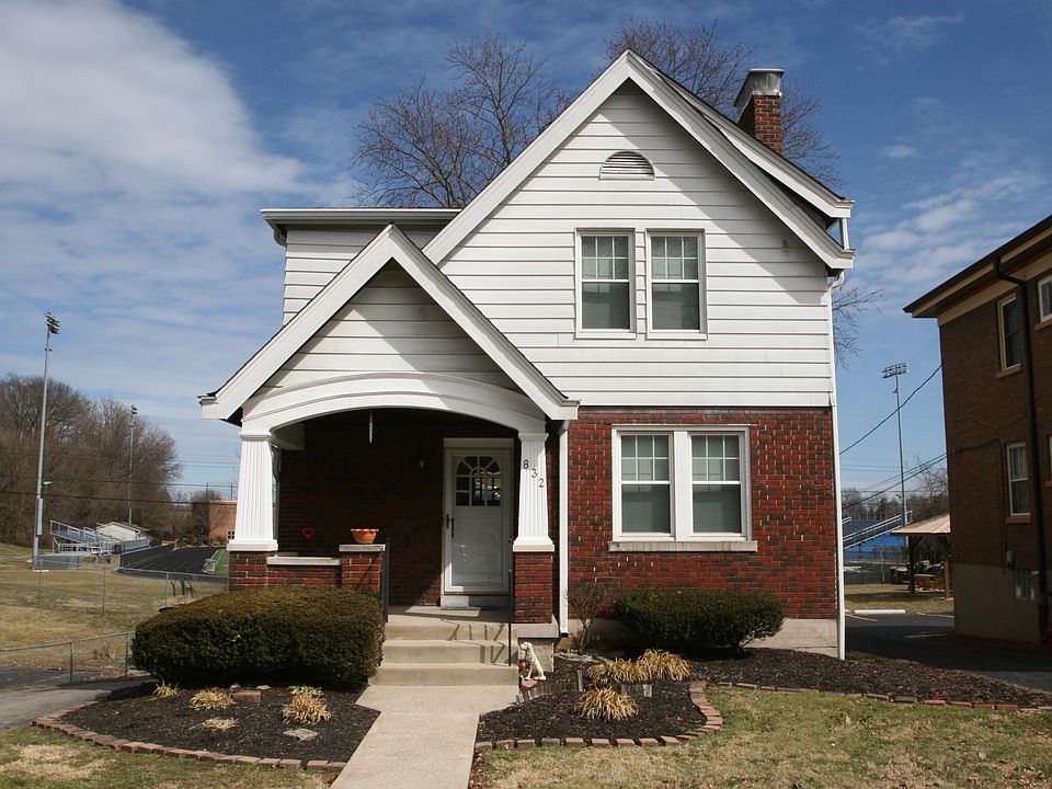 1st image of 832 Saint James Ave