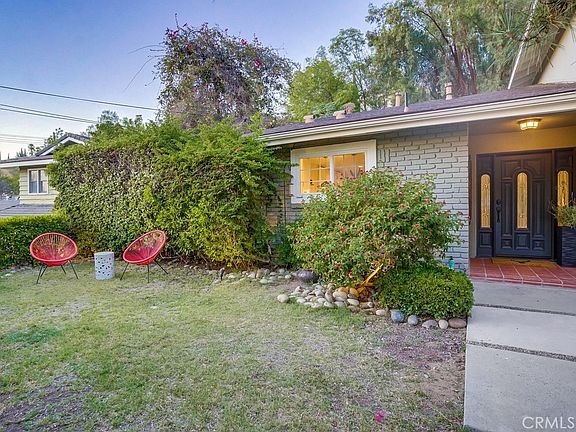 4th image of 20619 Martha St