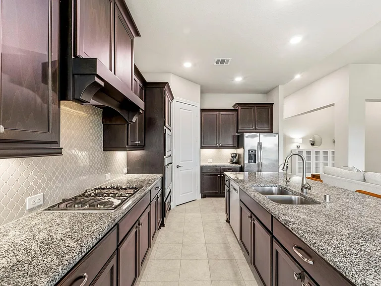 21723 Albertine Dr — Photo 16