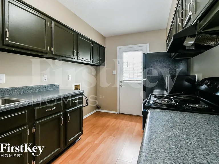 6630 Windflower Ln — Photo 8