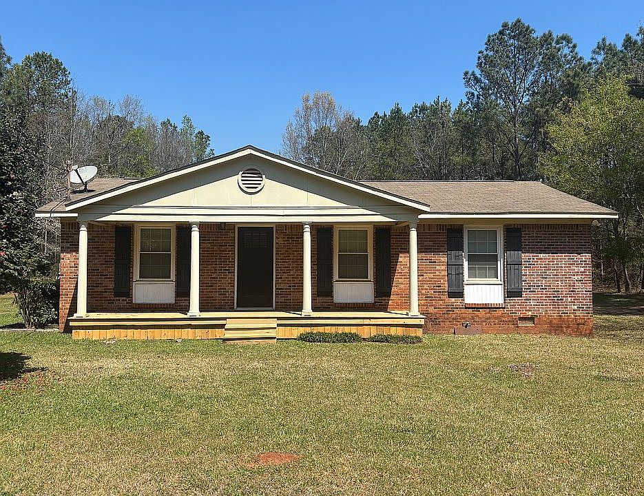 1st image of 215 Mathis Rd