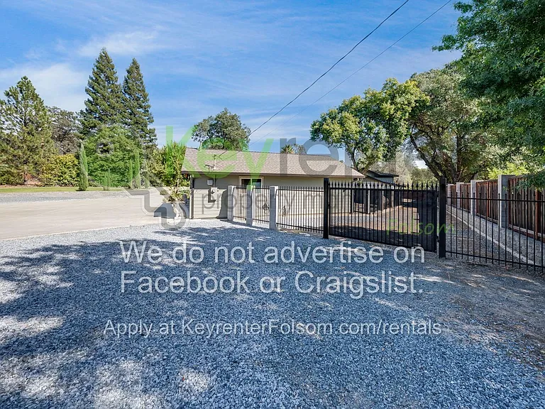 3686 Heady Ct — Photo 87