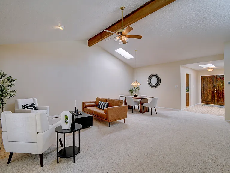 9812 Amigante Dr NE — Photo 5