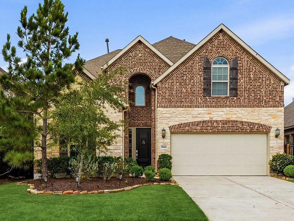 1st image of 28260 Bennett Pass Dr