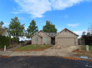 1893 Oakville Xing, Eugene, OR 97402