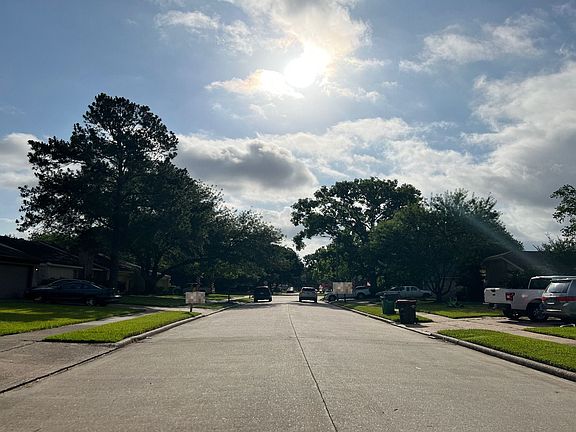 4th image of 21326 Park Run Dr