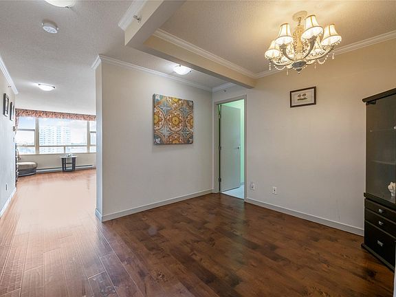 3rd image of 8288 Saba Rd #1001