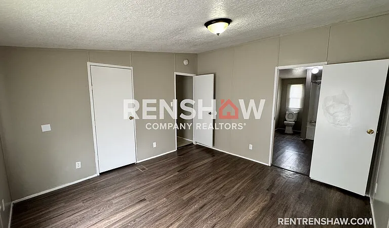288 W Brooks Rd — Photo 12