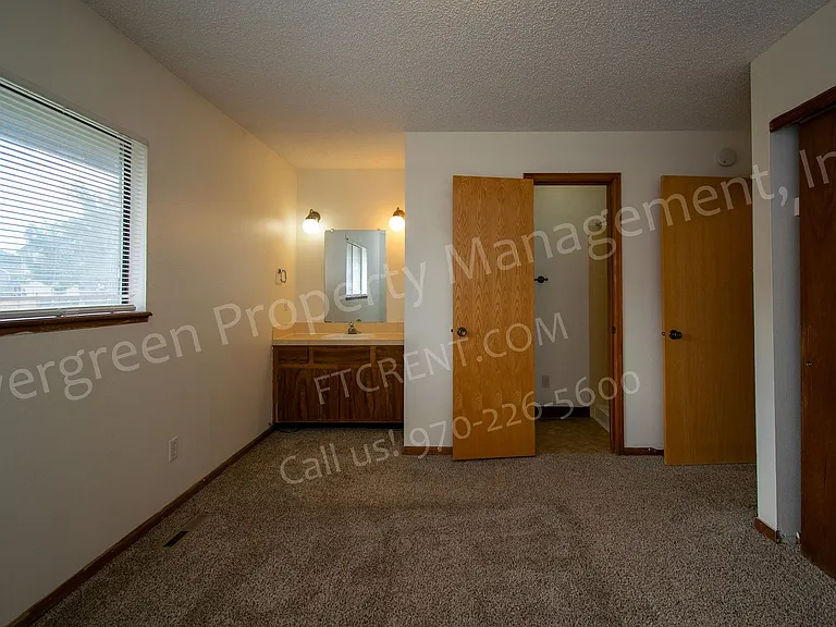 704 Ponderosa Dr — Photo 12