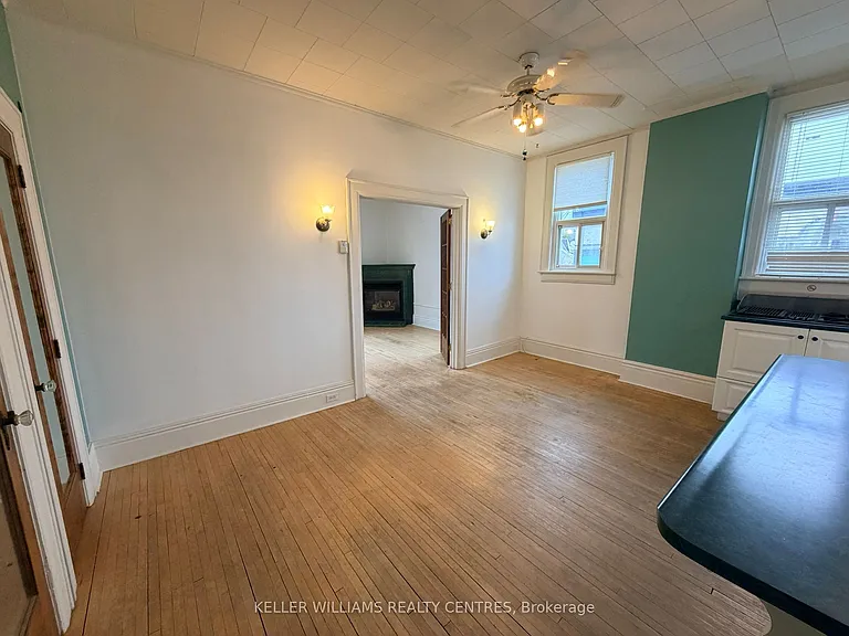 1 Simcoe St #C — Photo 4