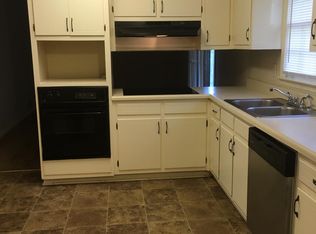 4681 Hemlock Dr SW, Smyrna, GA 30106