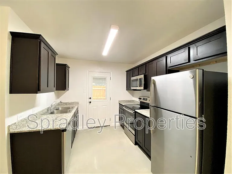 9107A Winding Ct — Photo 4
