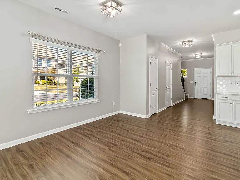 1016 Loggerhead Dr — Photo 16