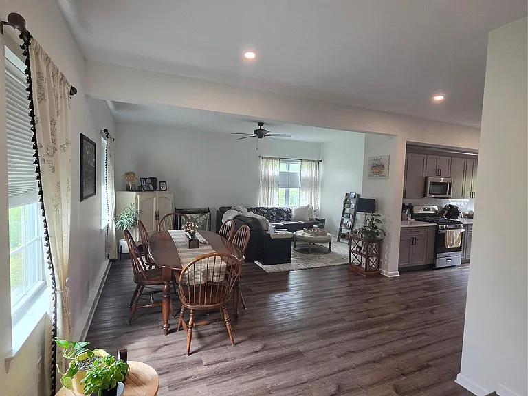 118 Plains Rd — Photo 5