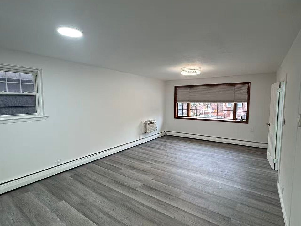 1st image of 78 E 236th St #1