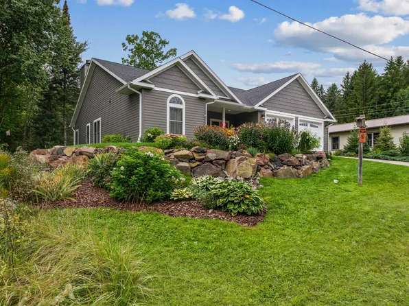215 S 9th St, Bayfield, WI 54814