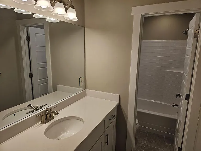 4962 W Evergreen Ln — Photo 12