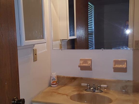 2nd image of 7863 Waterton Ct