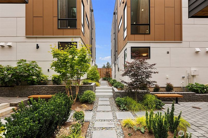 2nd image of 9239 A 16th Avenue SW