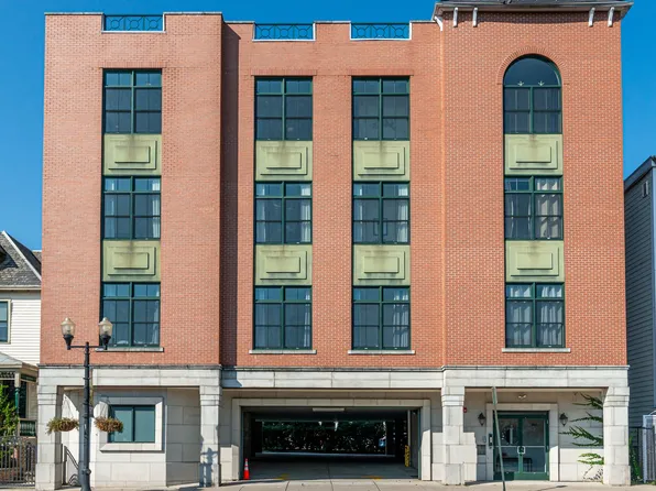 194 Bloomfield Ave #3A, Montclair, NJ 07042