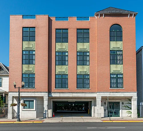194 Bloomfield Ave #3A Photo 1