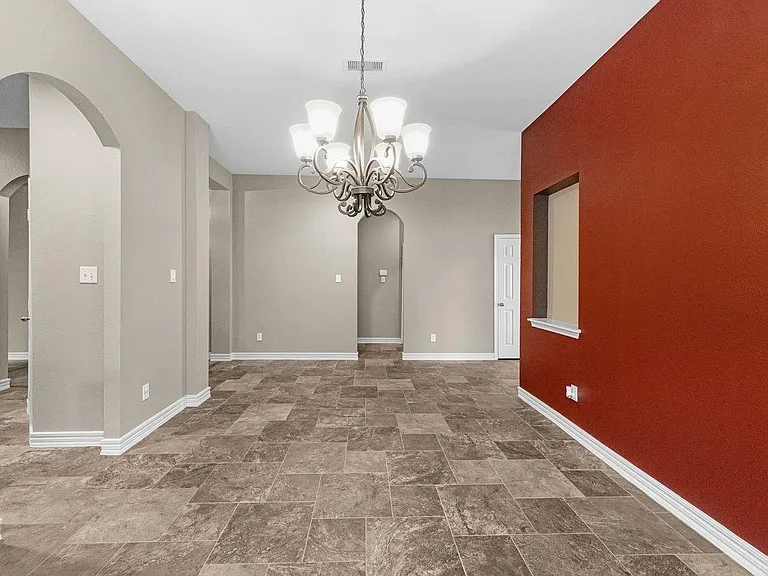 27723 Amy Willow Ln — Photo 3