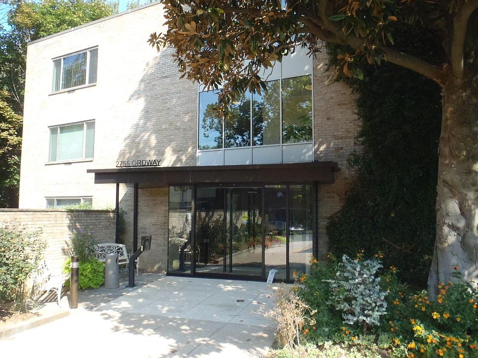 Ordway entrance