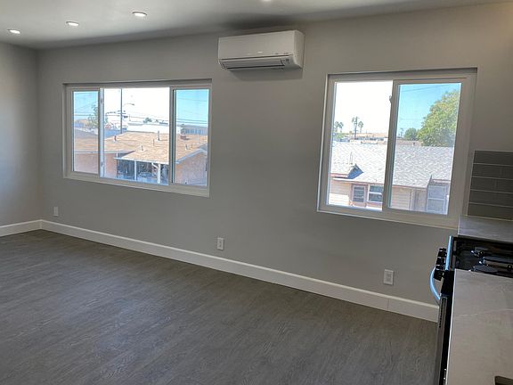 5th image of 6326 Vinevale Ave #D