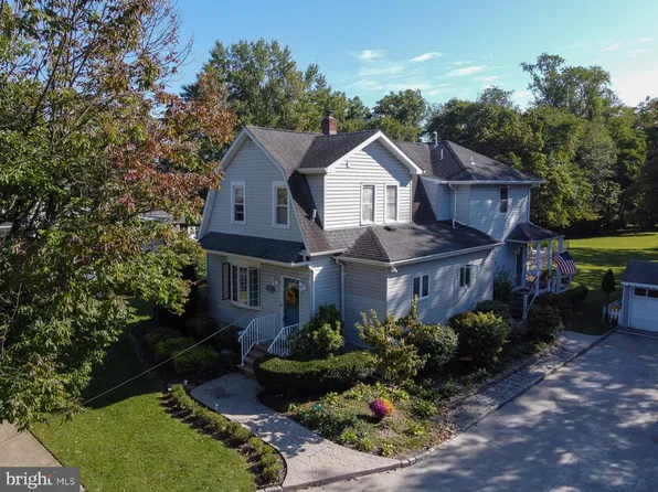 2023 E McGalliard Ave, Hamilton, NJ 08610