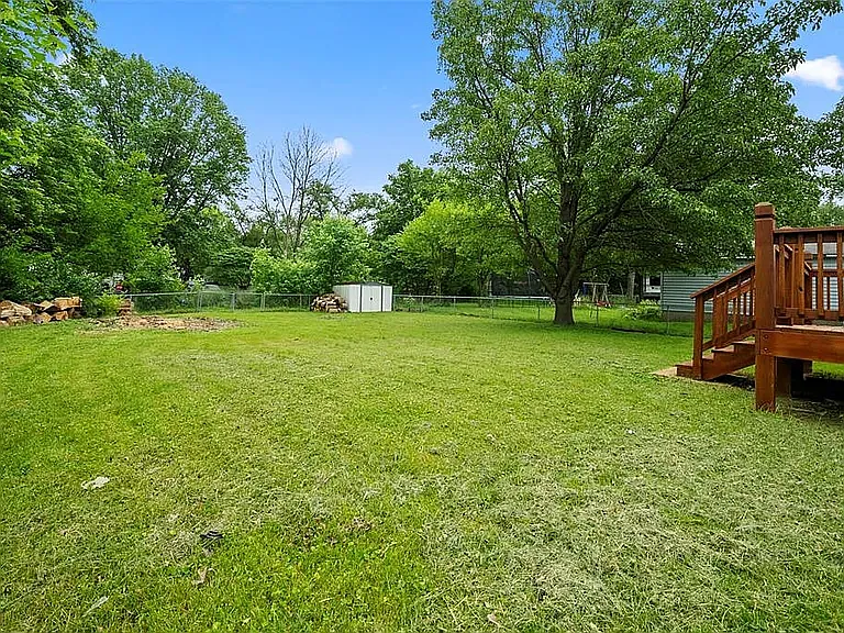 506 Meyer Rd — Photo 19