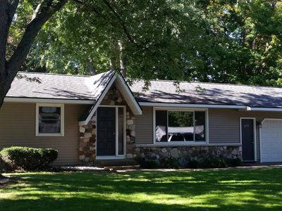 370 Michigan St, Zeeland, MI, 49464