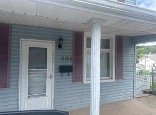 306 Packer St #304, Weatherly, PA 18255
