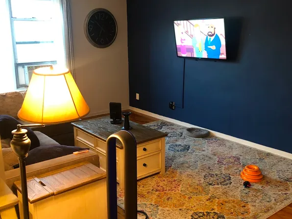 25-19 36th Street image 2 of 3