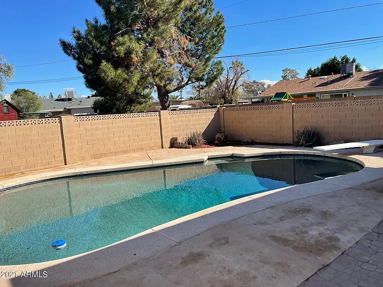 1609 E Gaylon Dr — Photo 13