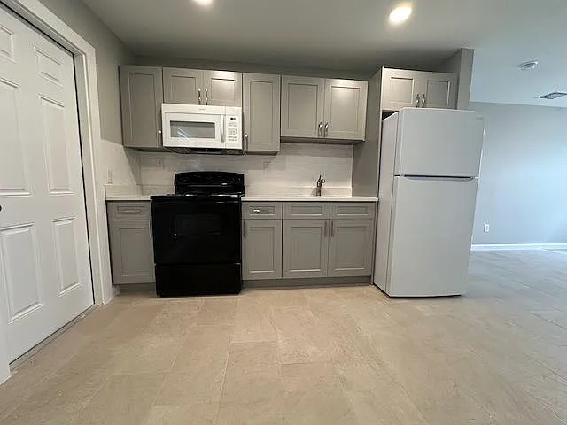 3517 Windsor Ave — Photo 3